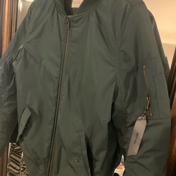 Jacket - Picture 2 of 3